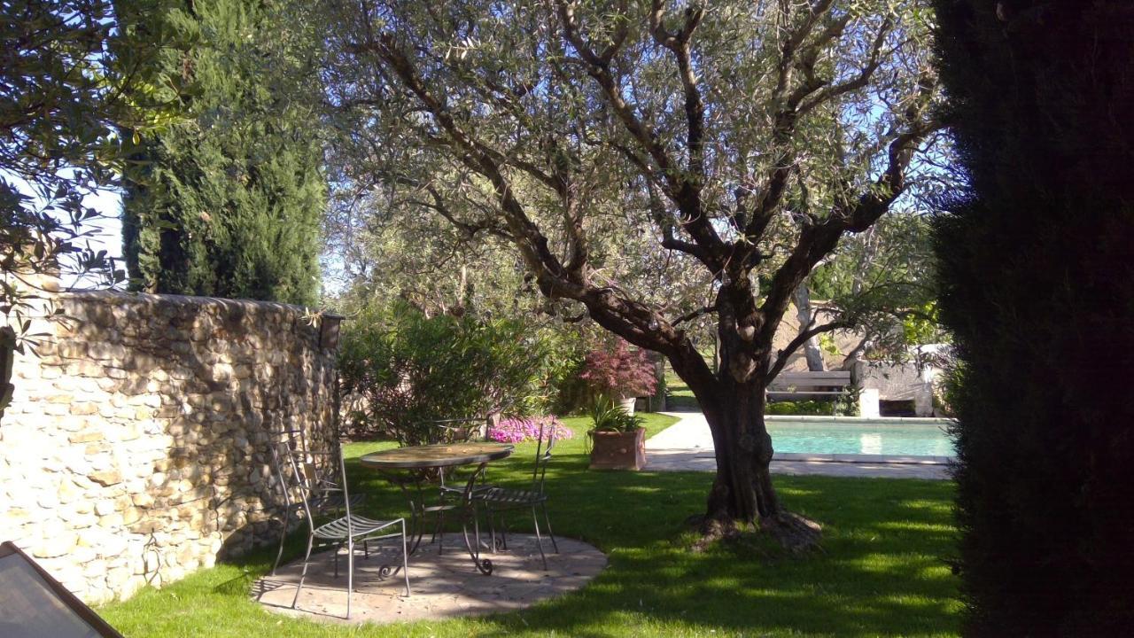 Sous Le Figuier... Apartment Buisson Екстериор снимка
